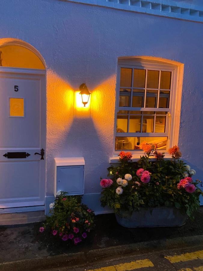 Stylish & Cosy Boutique Townhouse 1 Bedroom, 1 Sofa Bed - Sleeps 4 基督城 外观 照片
